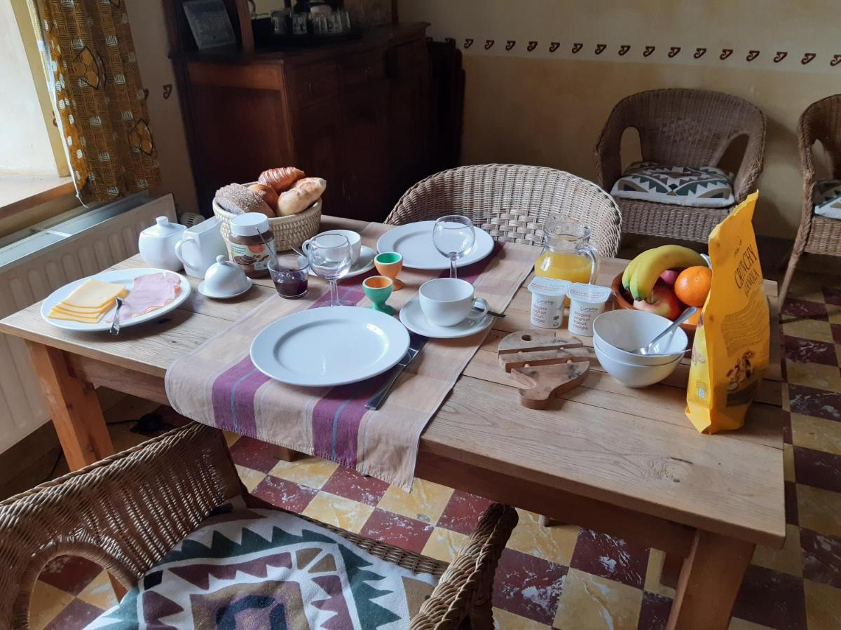 Le Thirifays Bed & Breakfast Chiny Exterior photo