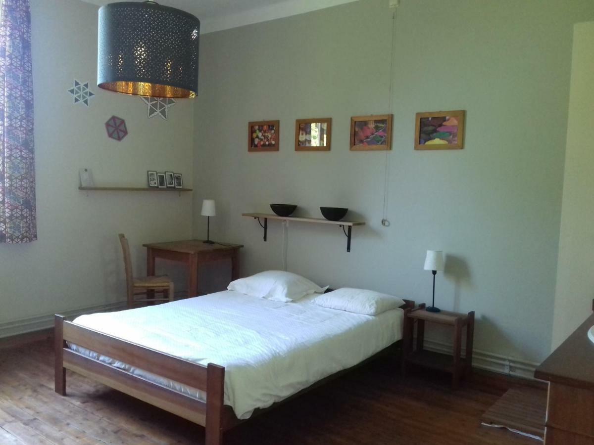 Le Thirifays Bed & Breakfast Chiny Exterior photo
